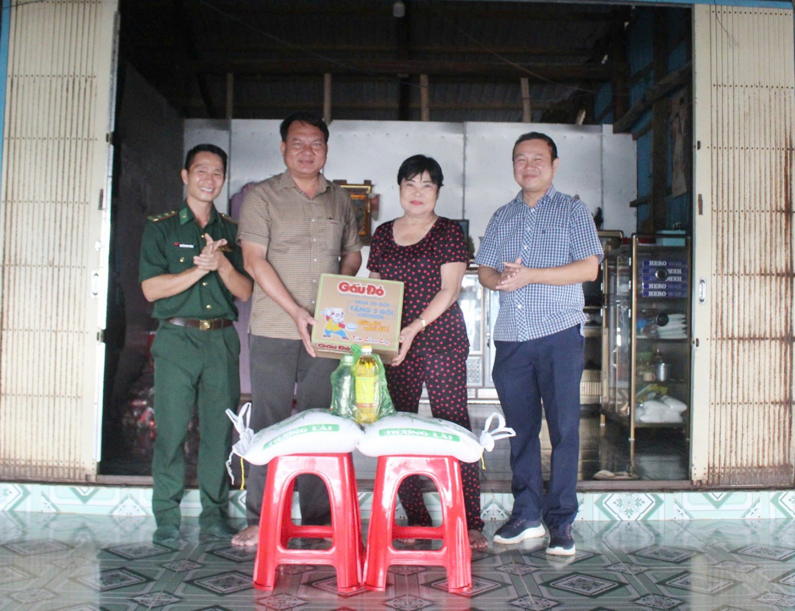 Navštivte a darujte dárky na ostrově Doi Moi – kde žije pouze jedna domácnost