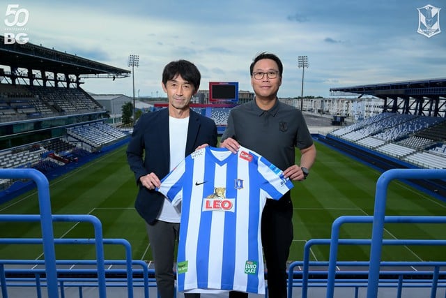 Plötsligt avskedad har den tidigare tränaren för det thailändska landslaget ett nytt jobb i… Thailand - Foto 1. Bị sa thải đột ngột, cựu HLV đội tuyển Thái Lan đã có việc mới ngay tại… Thái Lan- Ảnh 1.