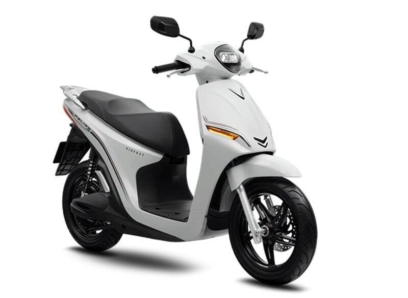 Elektrické motocykly VinFast Feliz jsou ve velké slevě, cena začíná již na 19 milionech VND (včetně baterie).