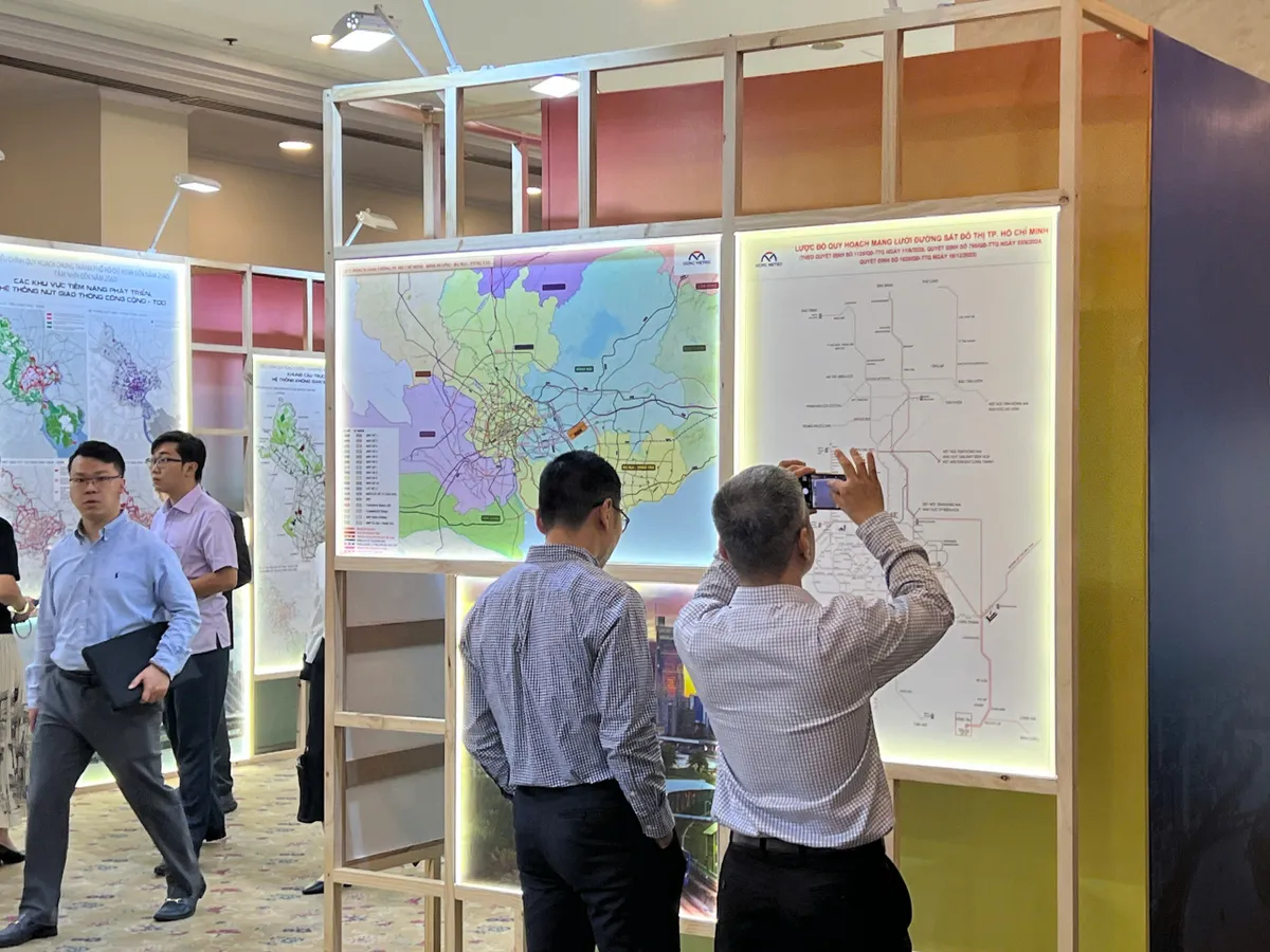 Чтобы стать супергородом: какие приоритеты нужны Хошимину? - Фото 2. Để trở thành Siêu đô thị: TP Hồ Chí Minh cần những ưu tiên nào?- Ảnh 2.