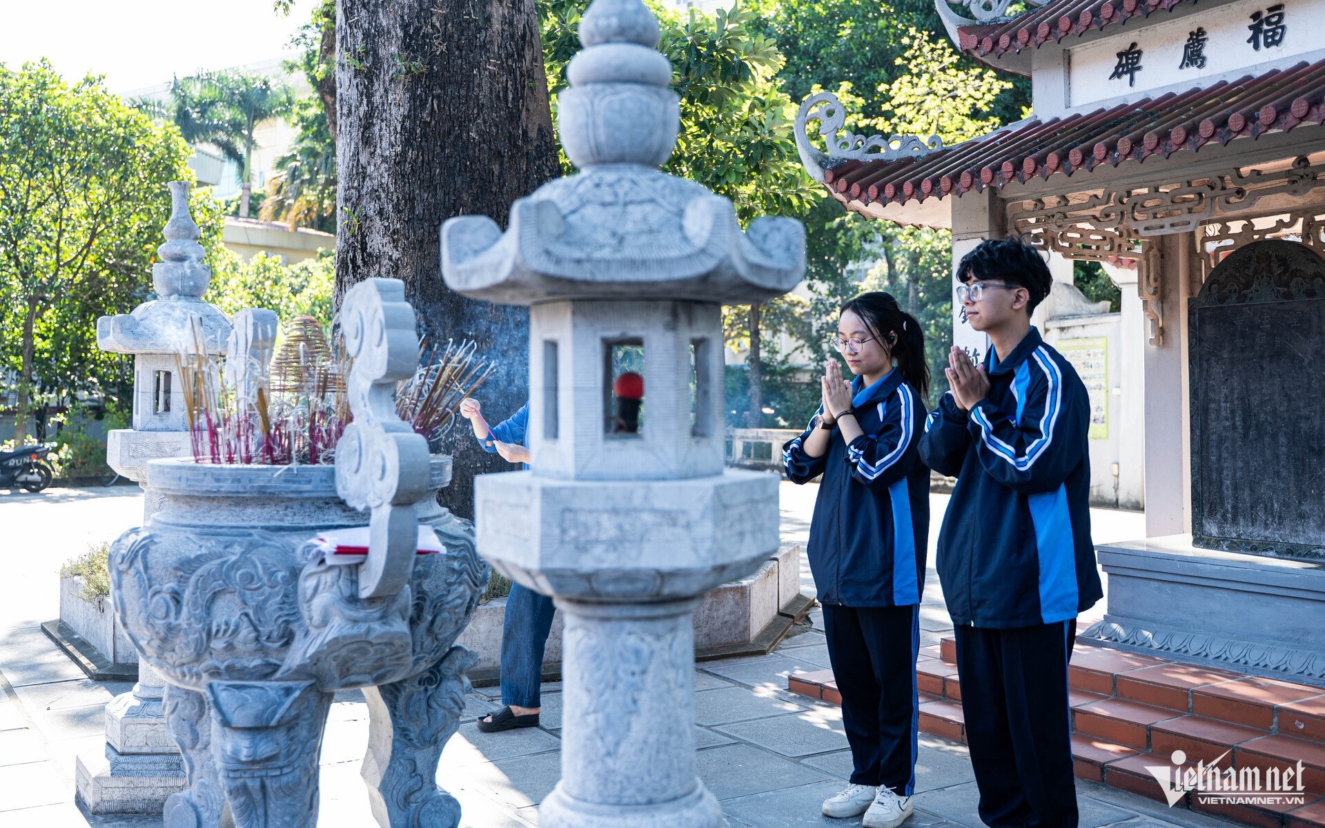 Pagoda del Señor Sagrado de Hanoi.jpg