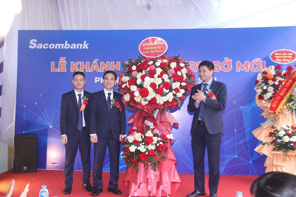 Sacombank opende het nieuwe hoofdkantoor van Lam Son Transaction Office