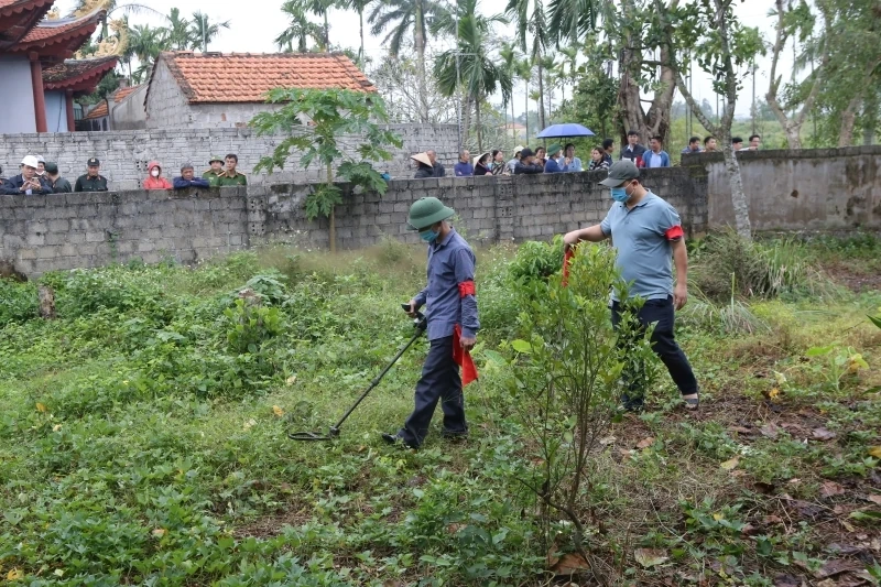 Vynucené vyvlastnění pozemků pro silniční projekt spojující průmyslový park Bim Son s pobřežní oblastí přes obec Nga Son
