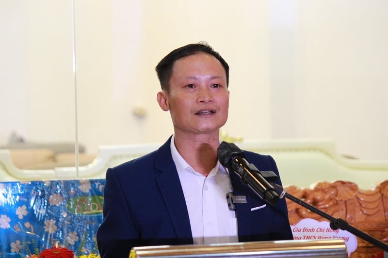 Mr. Le Van Quang - Director of Minh Quang House Company Limited បានចែករំលែក ព្រឹត្ដិការណ៍។ Ông Lê Văn Quang – Giám đốc Công ty TNHH Minh Quang House, chia sẻ tại sự kiện.