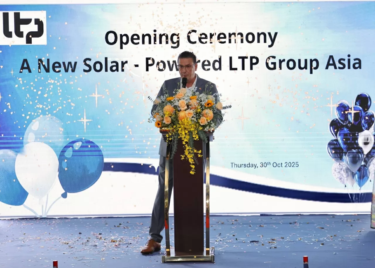 LTP Group uppgraderar fabriken för att använda solenergisystem: Konkreta bevis på grönt strategiskt partnerskap mellan Vietnam och Danmark Tập đoàn LTP nâng cấp nhà máy dùng hệ thống điện mặt trời: Minh chứng cụ thể cho quan hệ Đối tác chiến lược xanh Việt Nam-Đan Mạch