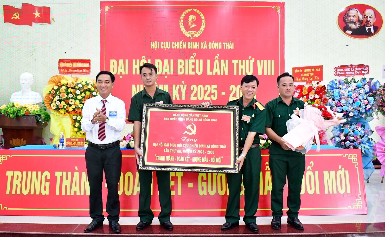 Dong Thai kommuns veteranförening: Solidaritet, innovation, kreativitet och medkänsla