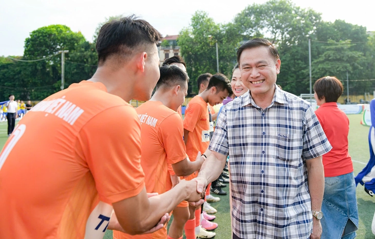 Αντιπρόεδρος της VFF, Tran Anh Tu: Το τουρνουά συνδέει την επιχειρηματική κοινότητα - Φωτογραφία 1. VFF - Ảnh 1.