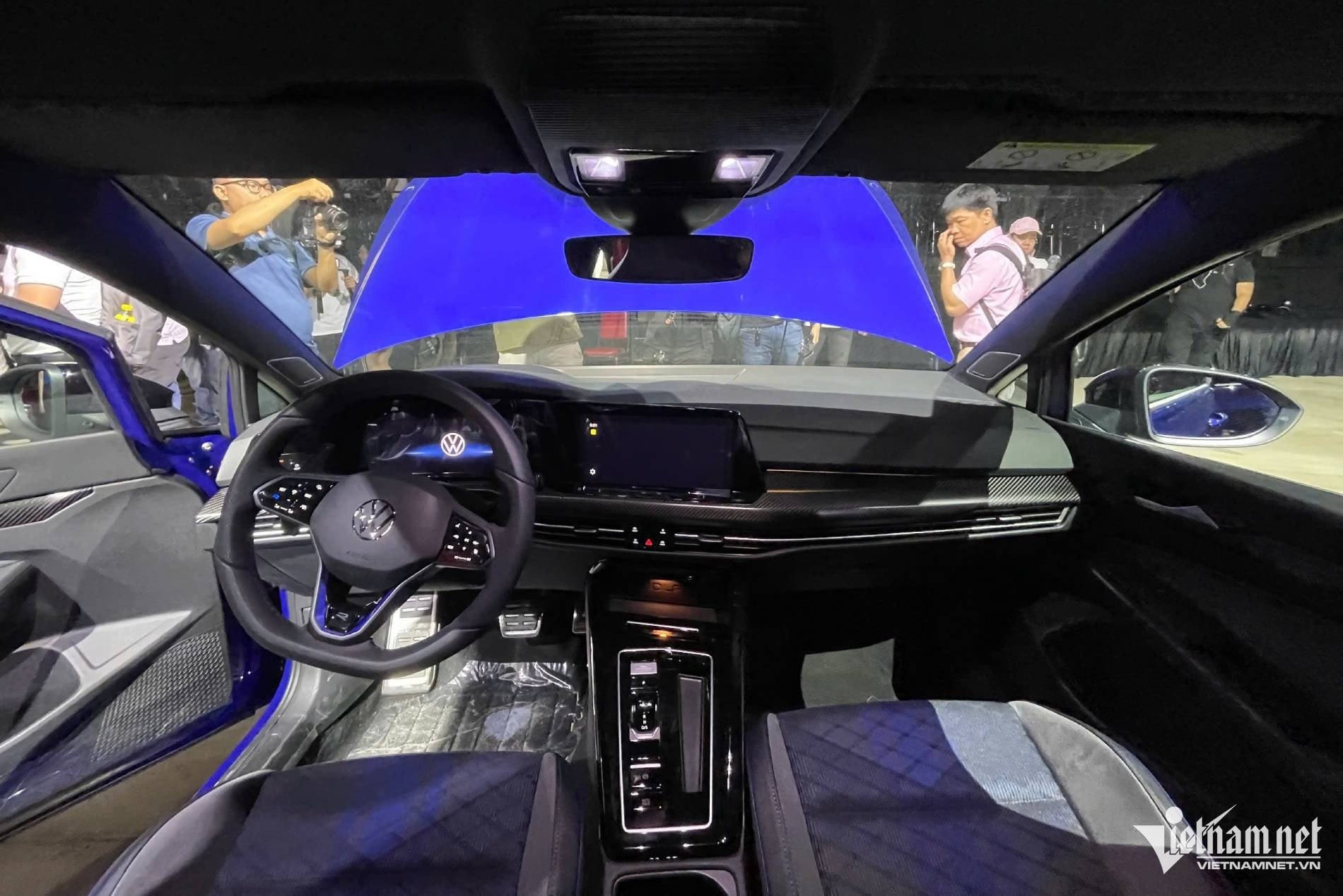 W-Noi that Golf R.jpg