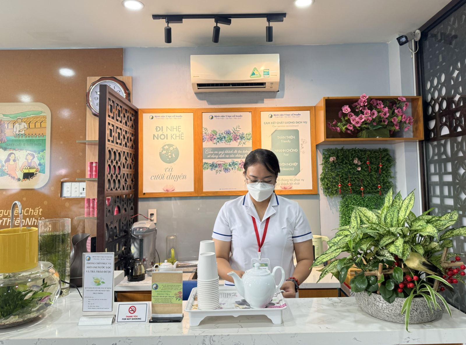 ຄຳບັນຍາຍຮູບ