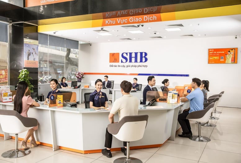 SHB anunciou um plano para aumentar o capital em mais 7,5 trilhões de VND - Foto 1. SHB công bố kế hoạch tăng vốn thêm 7.500 tỷ đồng- Ảnh 1.