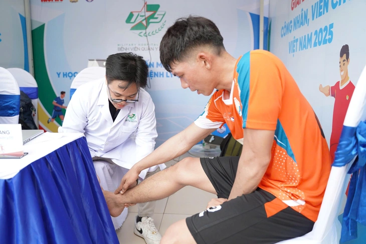 công nhân - Ảnh 1.