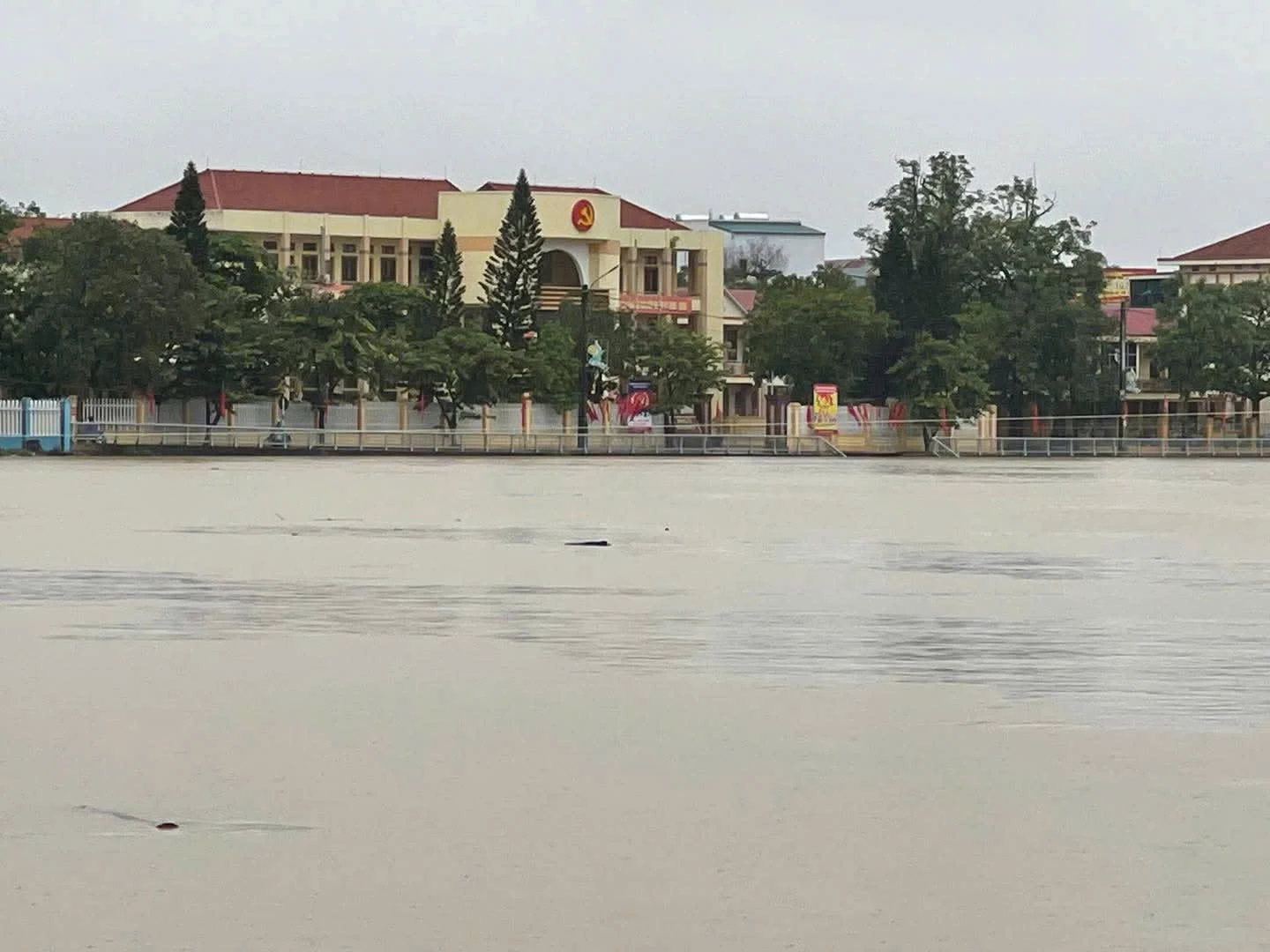 Уровень воды в реке Кьензянг повышается. Фото: N.H.