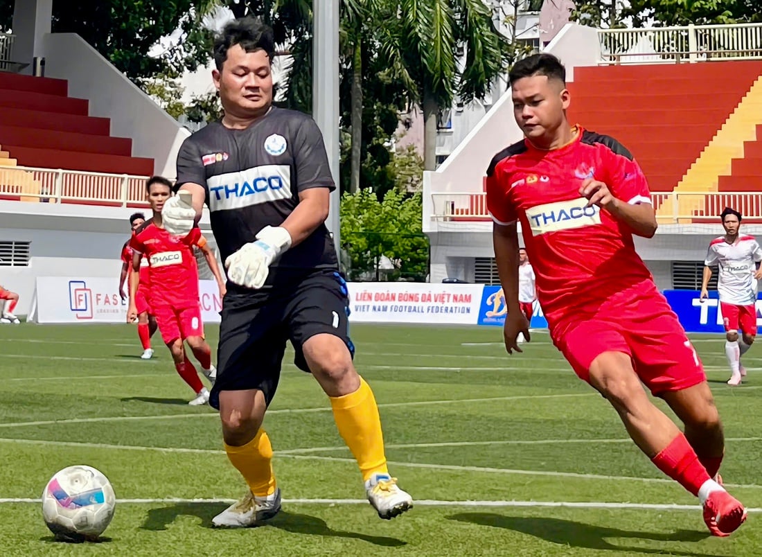 ការប្រកួតកីឡាបាល់ទាត់កម្មករ និងមន្ត្រីរាជការវៀតណាម ឆ្នាំ២០២៥ - រូបថត ១.