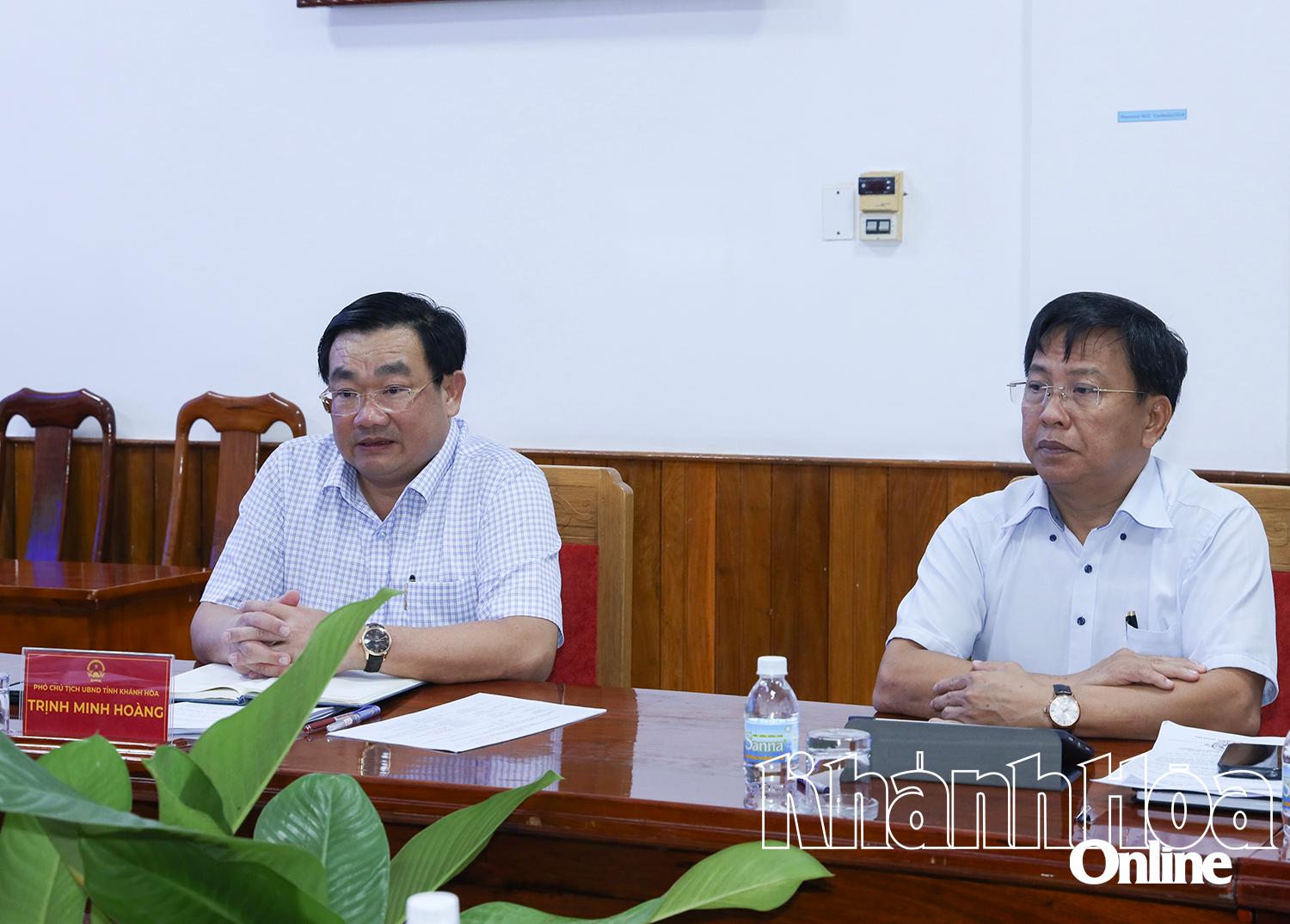 Ο σύντροφος Τριν Μιν Χοάνγκ μίλησε στη συνάντηση.