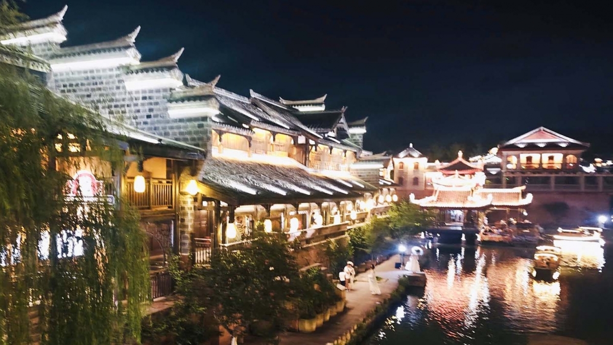 Khám phá những trấn cổ vùng Tây Nam Trung Hoa