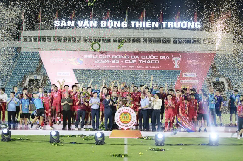 sida 18_ så db_ Polisfotbollsklubbar - nostalgi och ljus framtid -0