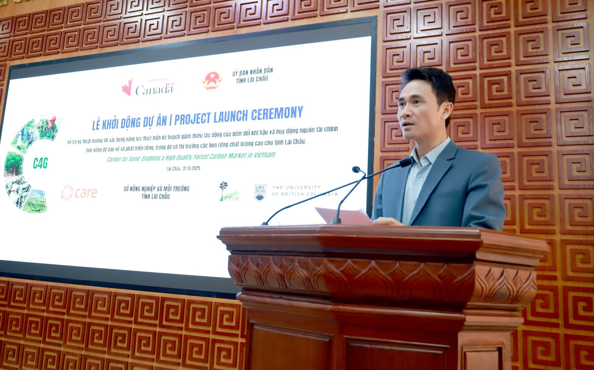 Kameraad Ha Trong Hai, vicevoorzitter van het Provinciaal Volkscomité, sprak tijdens de ceremonie. Đồng chí Hà Trọng Hải - Phó Chủ tịch UBND tỉnh phát biểu tại buổi lễ.