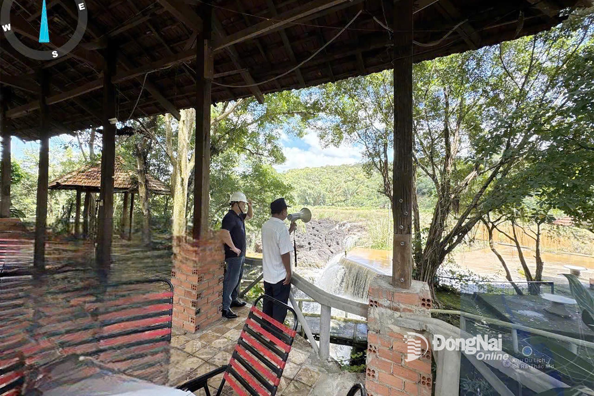 ក្រុមហ៊ុនភាគហ៊ុនទំនប់ទឹកថាក់ម៉ូ បានរៀបចំសេចក្តីប្រកាសសម្រាប់ប្រជាពលរដ្ឋនៅតំបន់ខាងក្រោម។ រូបថត៖ ង៉ុក ប៊ិច