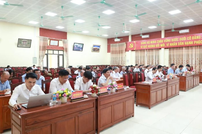 Đảng ủy xã Minh Châu tổ chức Hội nghị thông tin kết quả Đại hội đại biểu Đảng bộ Thành phố- Ảnh 1.