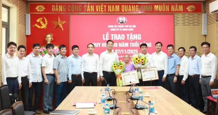 Đảng ủy xã Minh Châu tổ chức Hội nghị thông tin kết quả Đại hội đại biểu Đảng bộ Thành phố- Ảnh 2.