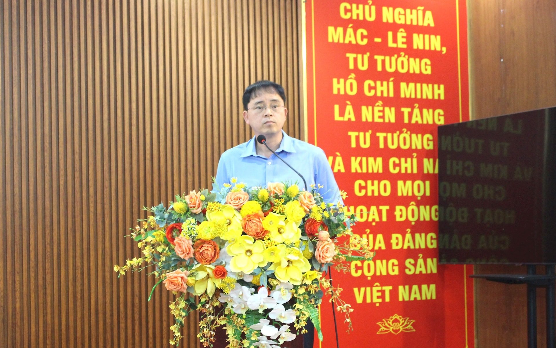 Phường Vĩnh Tuy đối thoại giải quyết nhiều vấn đề người dân quan tâm- Ảnh 4.