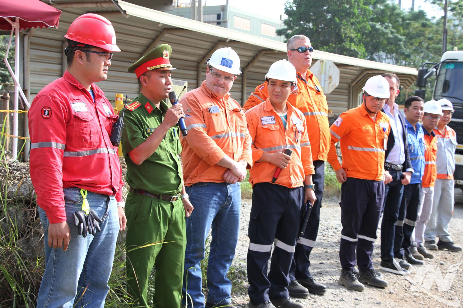 ບໍລິສັດ ນູ່ຟາວ ໄດ້ປະສານສົມທົບກັບພະແນກສະກັດກັ້ນອັກຄີໄພ, ດັບເພີງ ແລະ ກູ້ໄພ (ຕຳຫຼວດແຂວງ) ເພື່ອປະຕິບັດແຜນການສະກັດກັ້ນອັກຄີໄພ, ສະກັດກັ້ນອັກຄີໄພ ແລະ ກູ້ໄພຢູ່ໂຮງງານ.