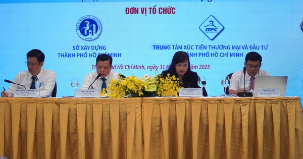 Hàng loạt chung cư vướng tranh chấp, cư dân phản ánh mua nhà tiền tỉ mà "như ở bến xe"