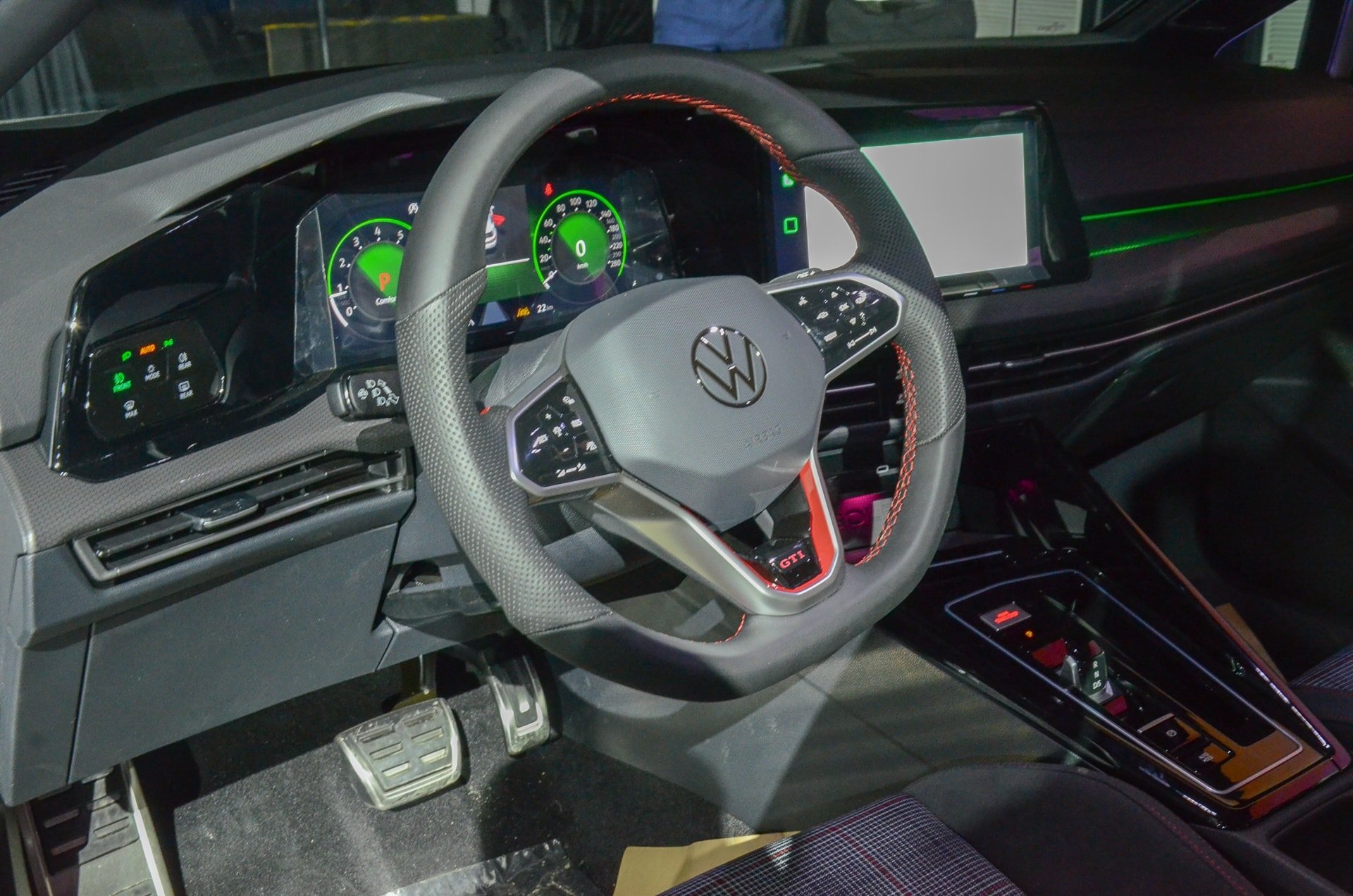 Volkswagen Golf, foto 4 Volkswagen Golf GTI chi tiết