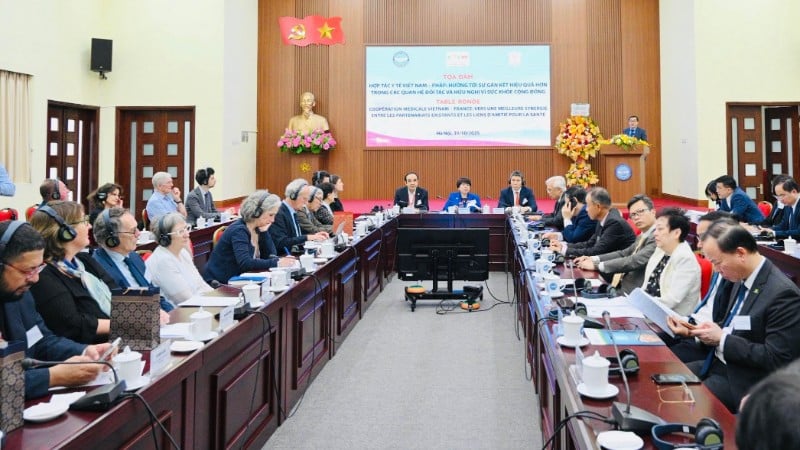 Сцена семінару