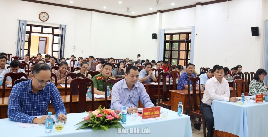 Afgevaardigden die de conferentie bijwonen.