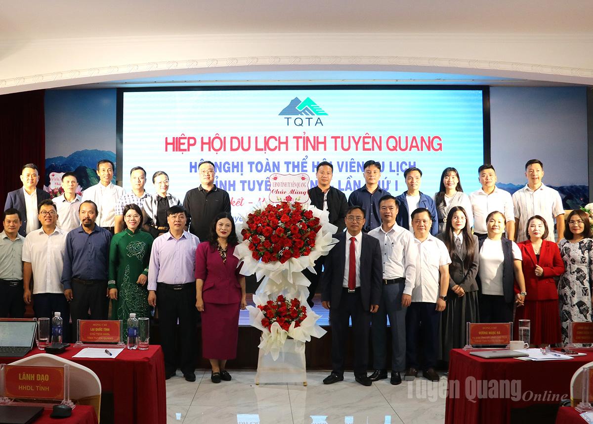 ເປີດຕົວຄະນະບໍລິຫານງານສະມາຄົມທ່ອງທ່ຽວແຂວງ ສະໄໝທີ 1.