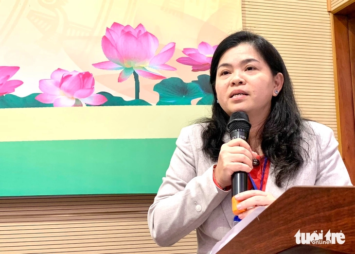 Voor een gezonde universiteit moet elke faculteit gezond zijn en moet elke persoon goed geïnvesteerd zijn - Foto 3. Để đại học khỏe, từng khoa phải khỏe, từng người phải được đầu tư tốt- Ảnh 3.