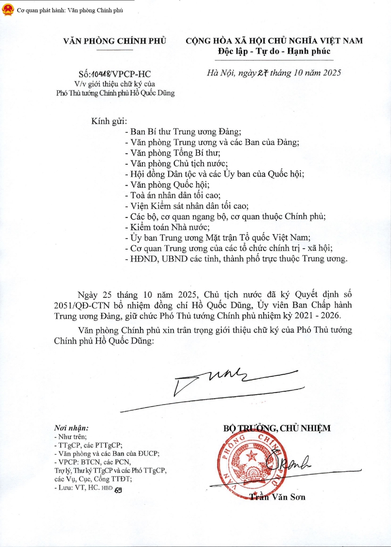 The Government Office introduces the signatures of two new Deputy Prime Ministers - Photo 2. Văn phòng Chính phủ giới thiệu chữ ký của 2 tân Phó Thủ tướng Chính phủ- Ảnh 2.