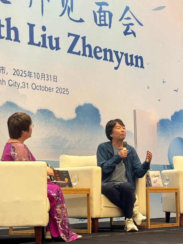 មកដល់វៀតណាម អ្នកនិពន្ធចិនដ៏ល្បី Liu Zhenyun គ្រាន់តែចូលចិត្តញ៉ាំផូ - រូបថត ៤.