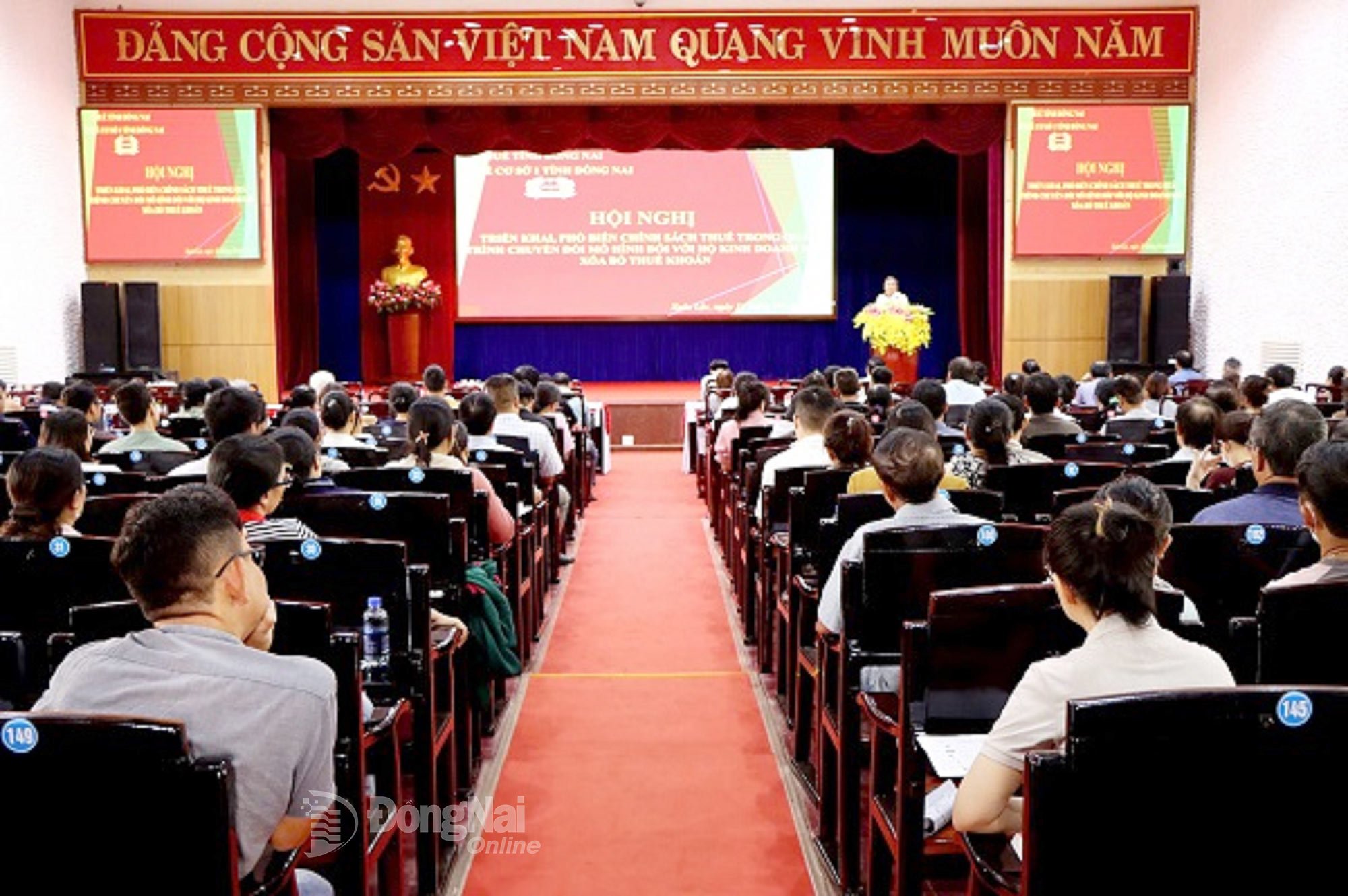 Scéna z konference. Foto: Tue Lam