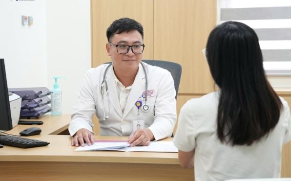 Vì sao ngoài 30 tuổi đã bị mỡ máu cao, đái tháo đường? - Ảnh 1.