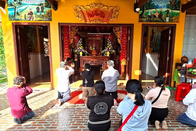 Thất sơn huyền bí: Thẻ bài và bia trấn yểm ở chùa Bồng Lai- Ảnh 2.