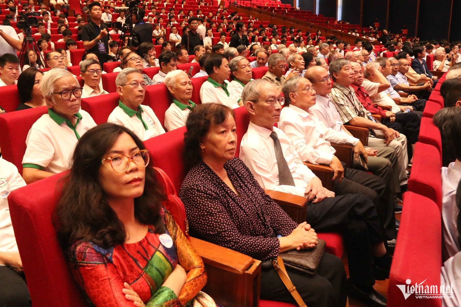 W-THPT Chuyên Khoa học Tự nhiên bc.JPG.jpg