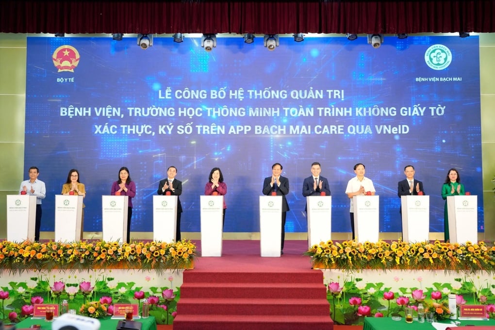 Bệnh viện Bạch Mai ứng dụng quản trị thông minh, tiết kiệm 100 tỷ mỗi năm - 1