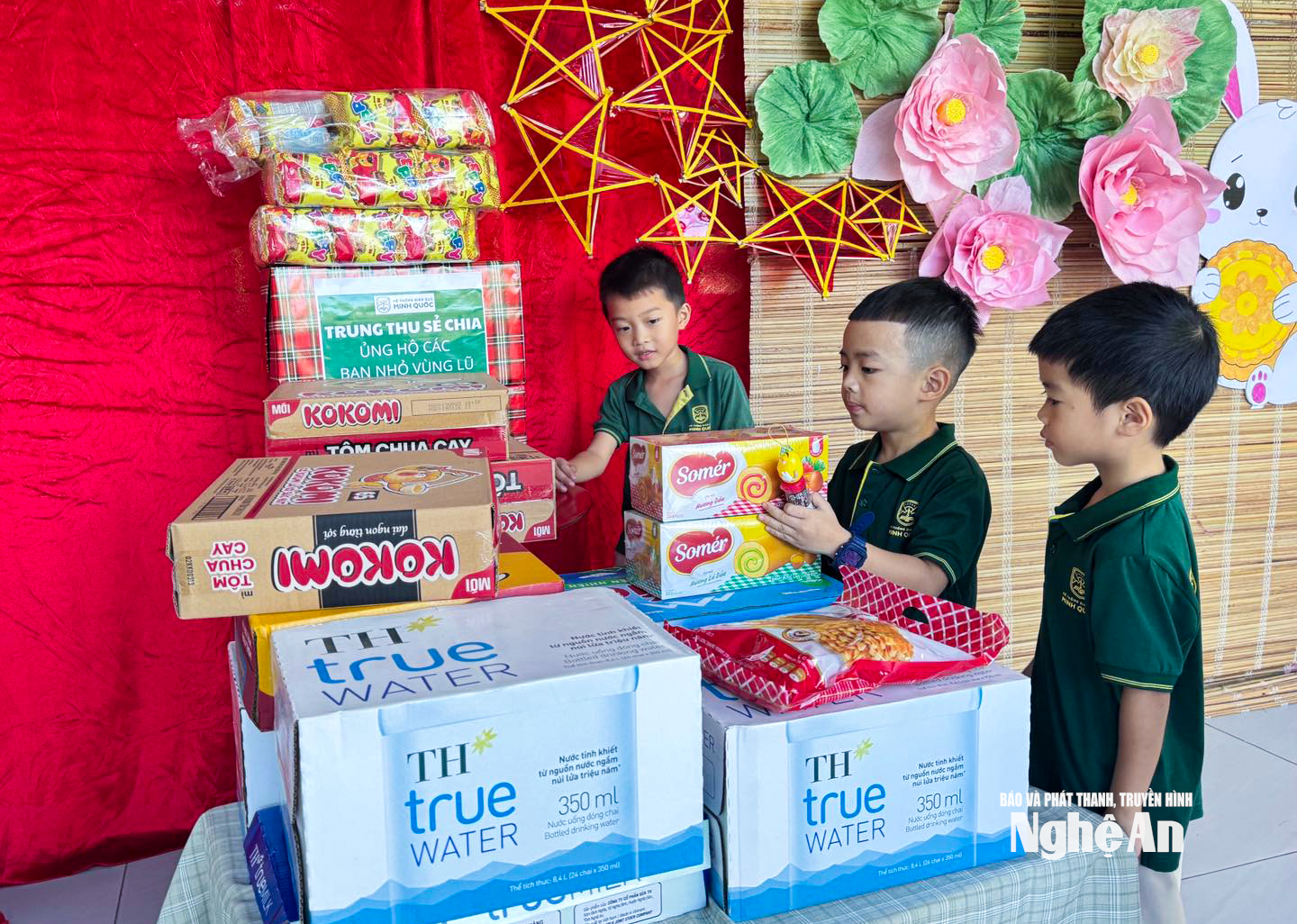 ពិធីបុណ្យពាក់កណ្តាលរដូវស្លឹកឈើជ្រុះ ២