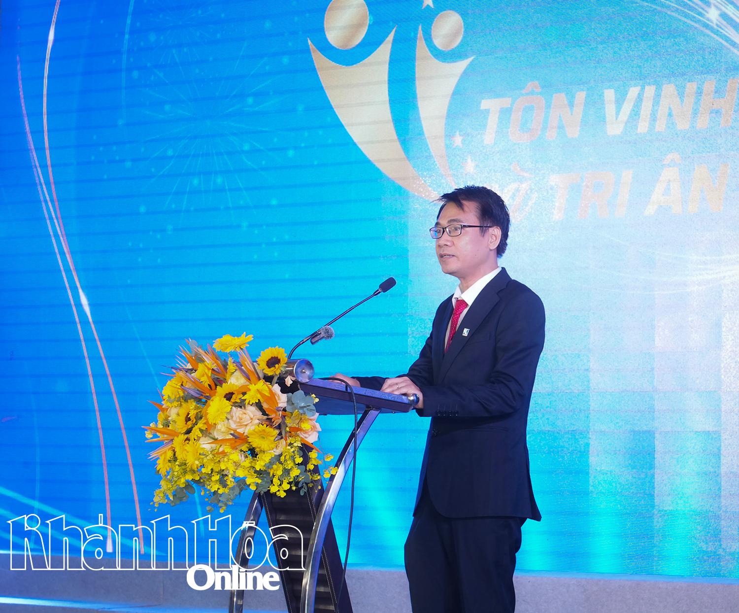 លោក Le Quoc Thanh លេខាបក្ស ប្រធានក្រុមប្រឹក្សាសមាជិក Khatoco ថ្លែងសុន្ទរកថាថ្លែងអំណរគុណចំពោះកម្មករ