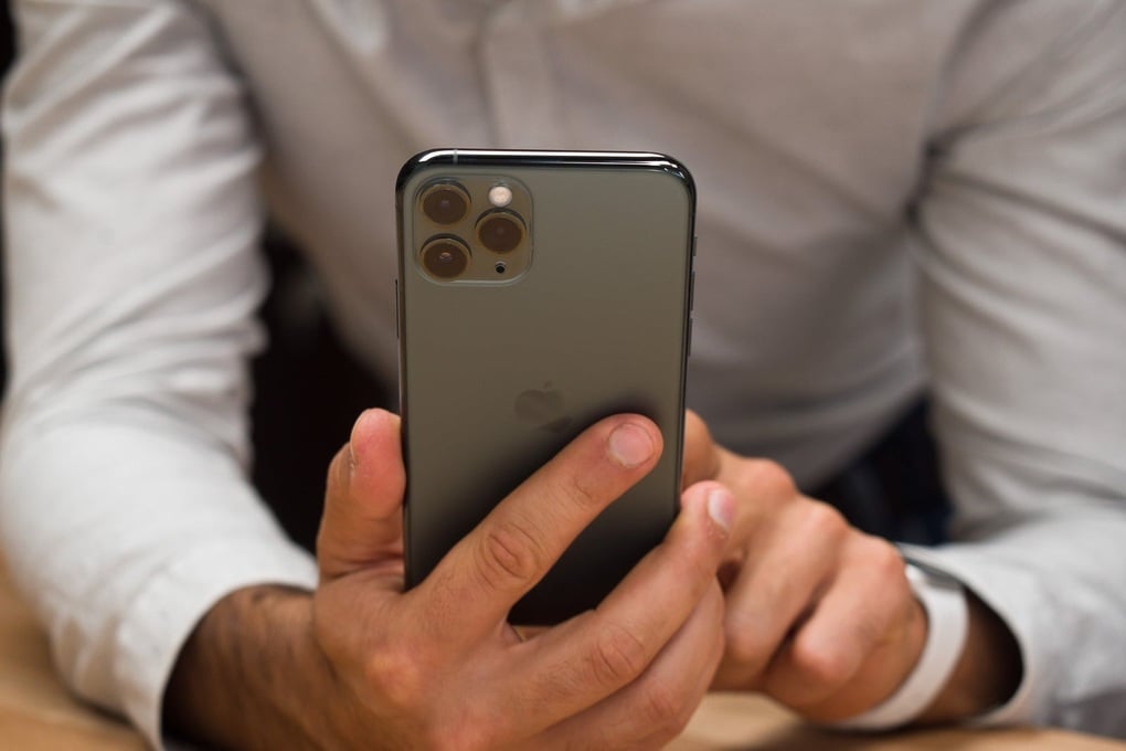 iPhone 11 Pro Max tràn lan thị trường dù đã thành đồ cổ - 2
