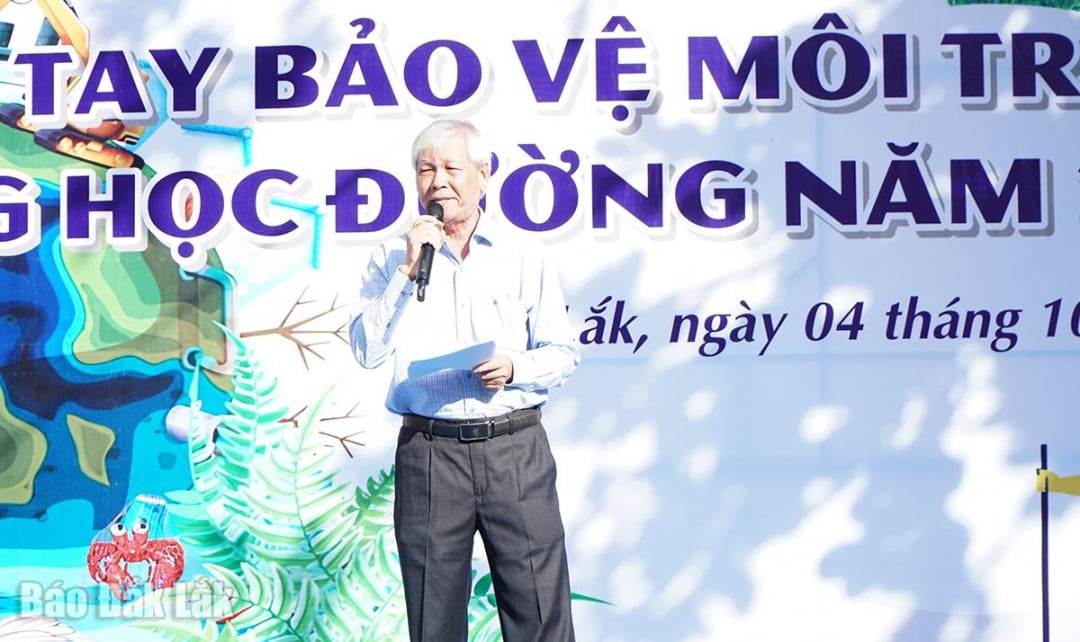 Herr Le Van Thung, stellvertretender Vorsitzender der Provinzvereinigung für Natur- und Umweltschutz, informierte über die nach der Fusion vorhandenen natürlichen Ressourcen der Provinz.