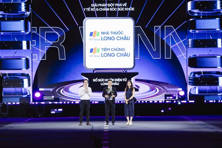Long Châu thắng giải 'Giải pháp đột phá về y tế số và chăm sóc sức khỏe' tại Better Choice Awards 2025- Ảnh 1.