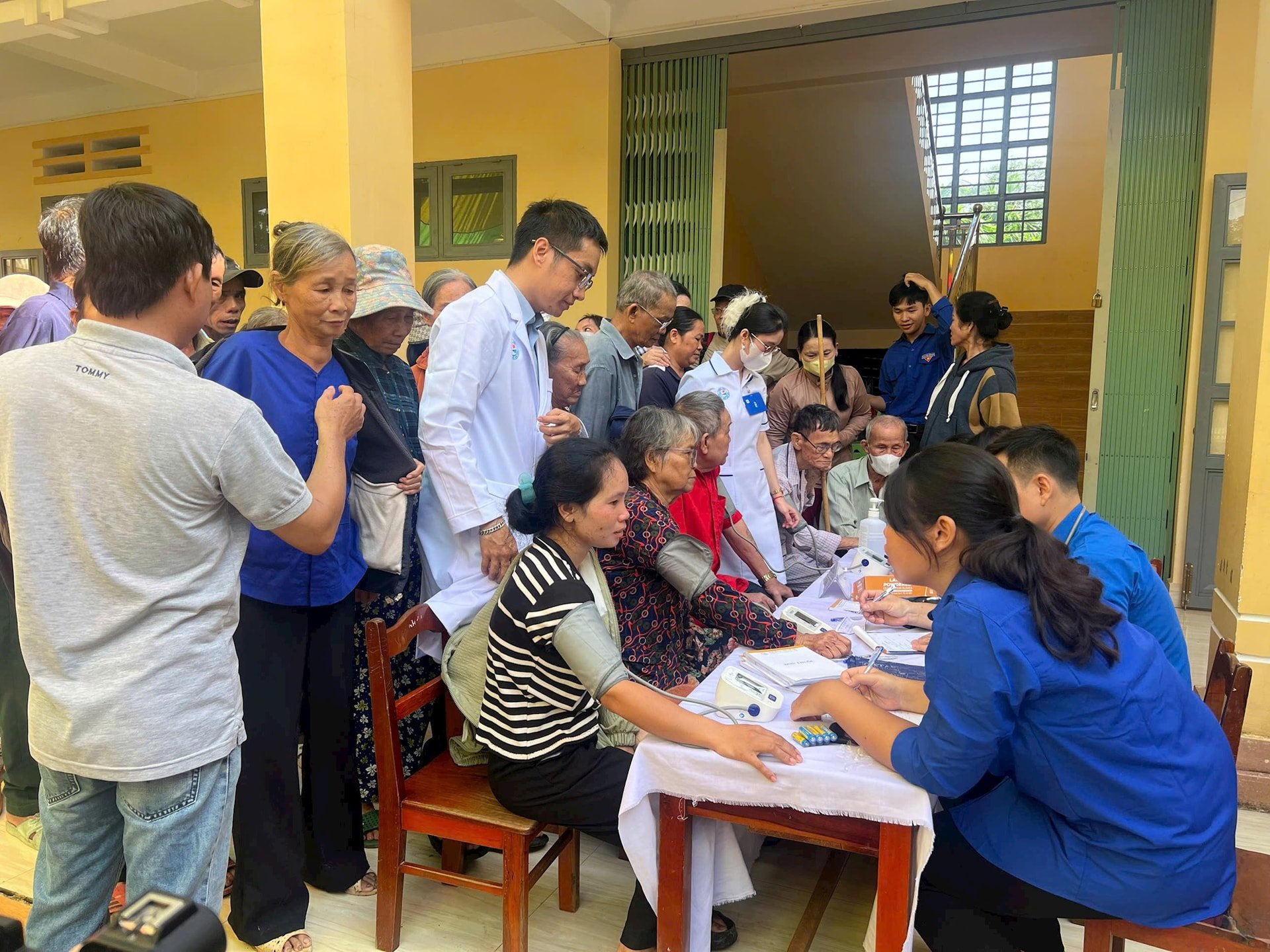 សមាជិកគាំទ្រ