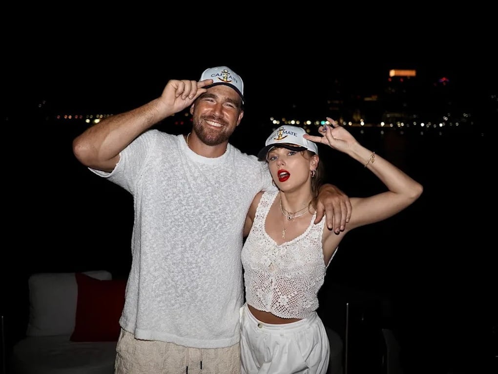Taylor Swift kể chuyện tình yêu của mình trong album đang gây sốt toàn cầu - 2