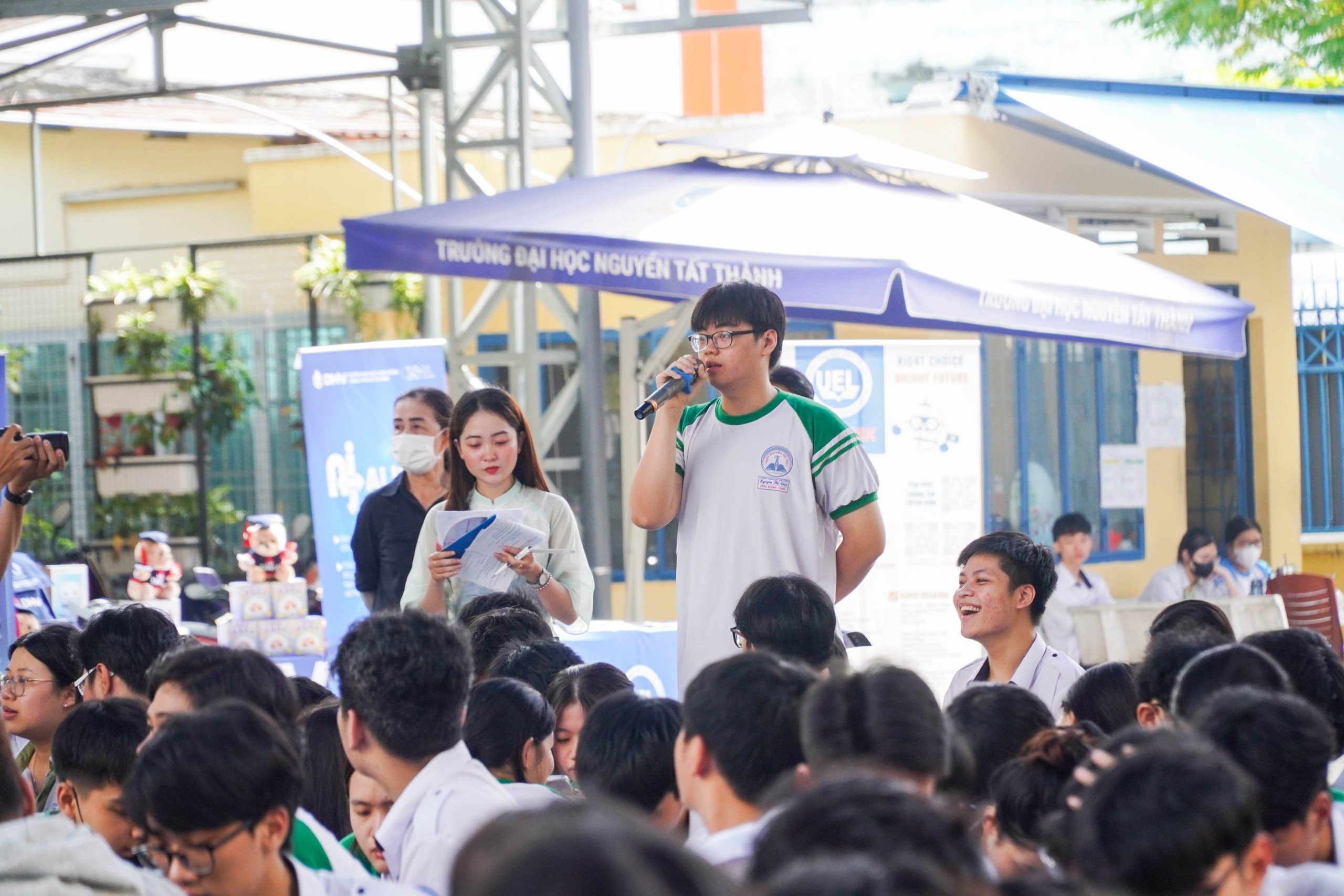 Hướng nghiệp thời đại mới: chuyên gia bật mí cách chọn nghề phù hợp bằng AI  - Ảnh 2.