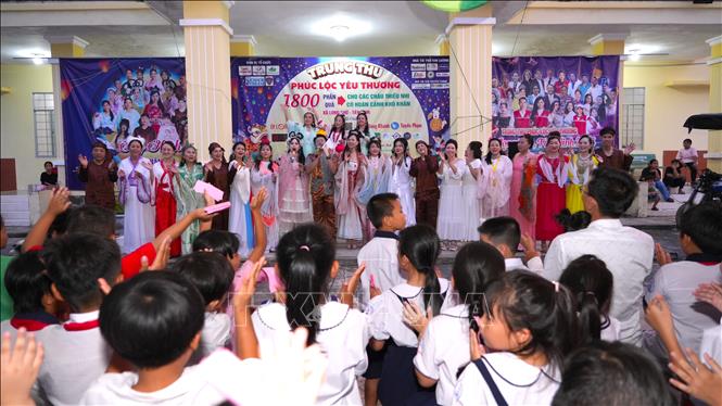 Photo caption