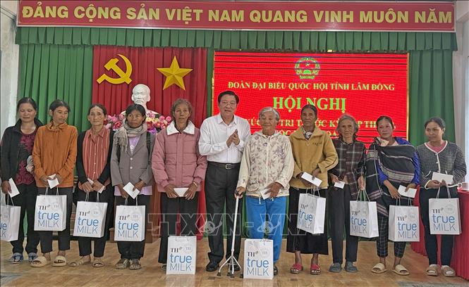 ចំណងជើងរូបថត
