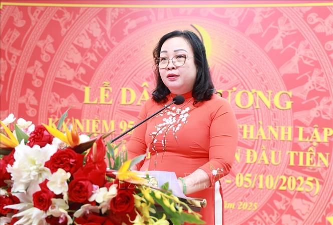 ចំណងជើងរូបថត